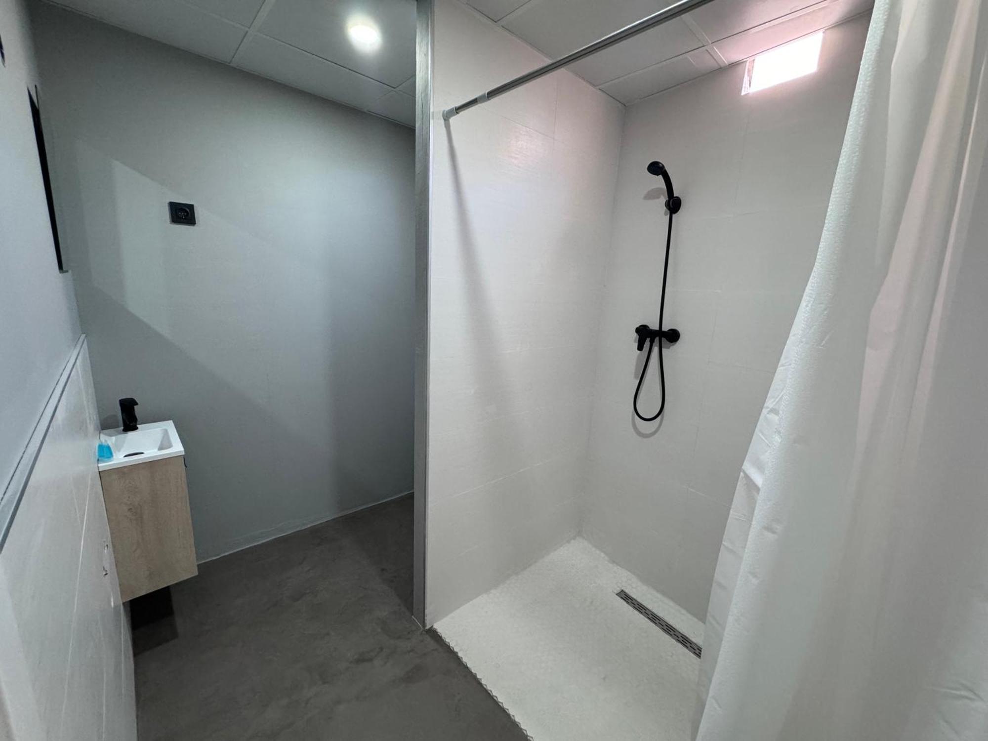 Muede Hostel Torremolinos Buitenkant foto